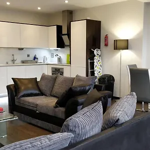 Access Tower Hill Apartamento
