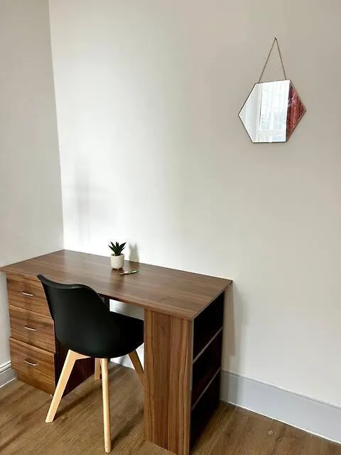 Modern Double Room London