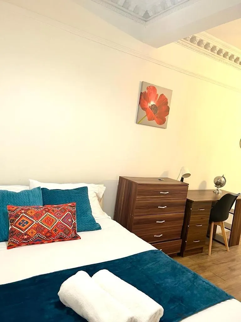 Modern Double Room London Privatunterkunft