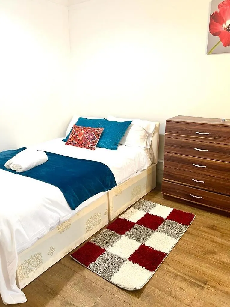 Privatunterkunft Modern Double Room London Großbritannien
